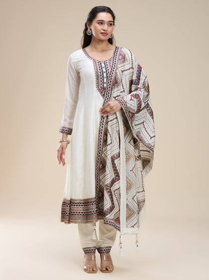 Mahira Flair Suit - Roop Darshan