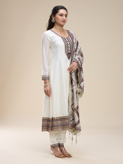 Mahira Flair Suit - Roop Darshan