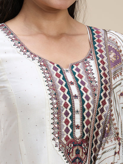 Mahira Flair Suit - Roop Darshan