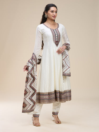 Mahira Flair Suit - Roop Darshan