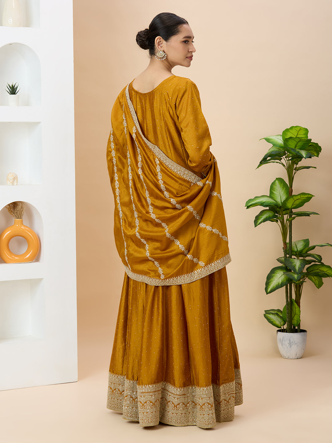 Parul Flair Suit - Roop Darshan