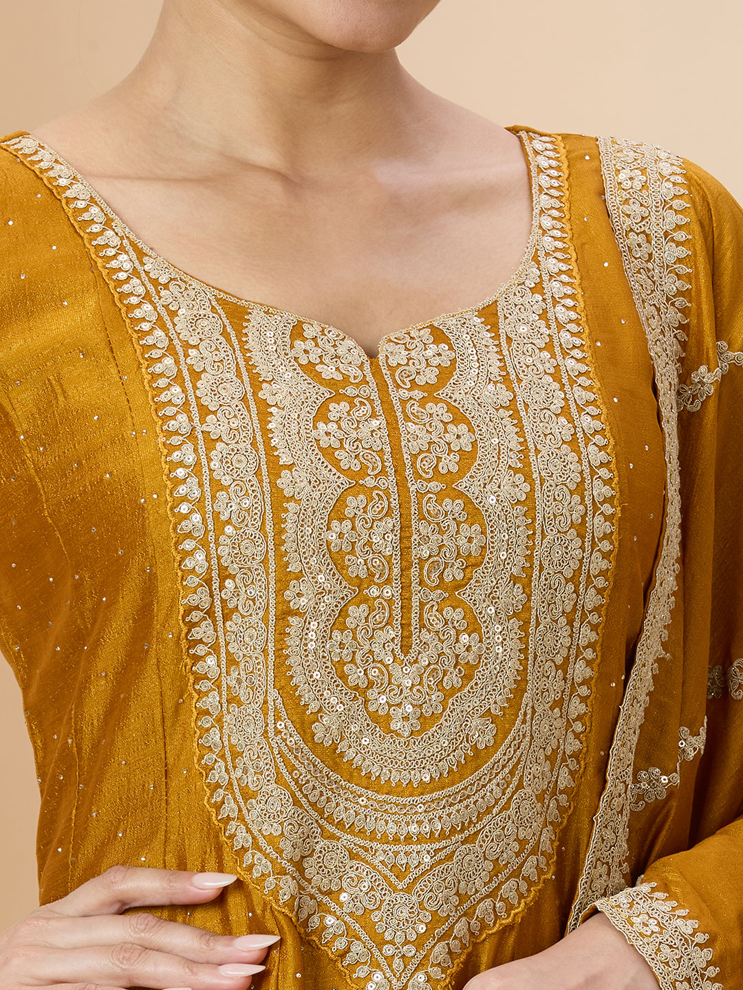 Parul Flair Suit - Roop Darshan