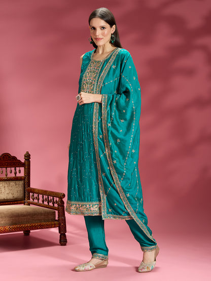 Vahida Silk Straight Suit
