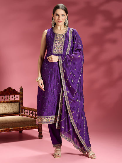 Vahida Silk Straight Suit