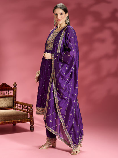 Vahida Silk Straight Suit
