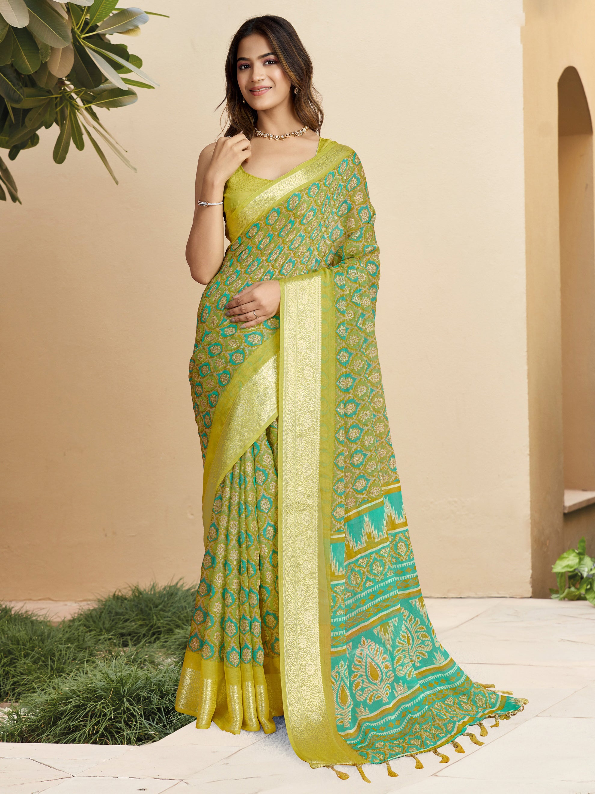 Abhisha Saree - Roop Darshan