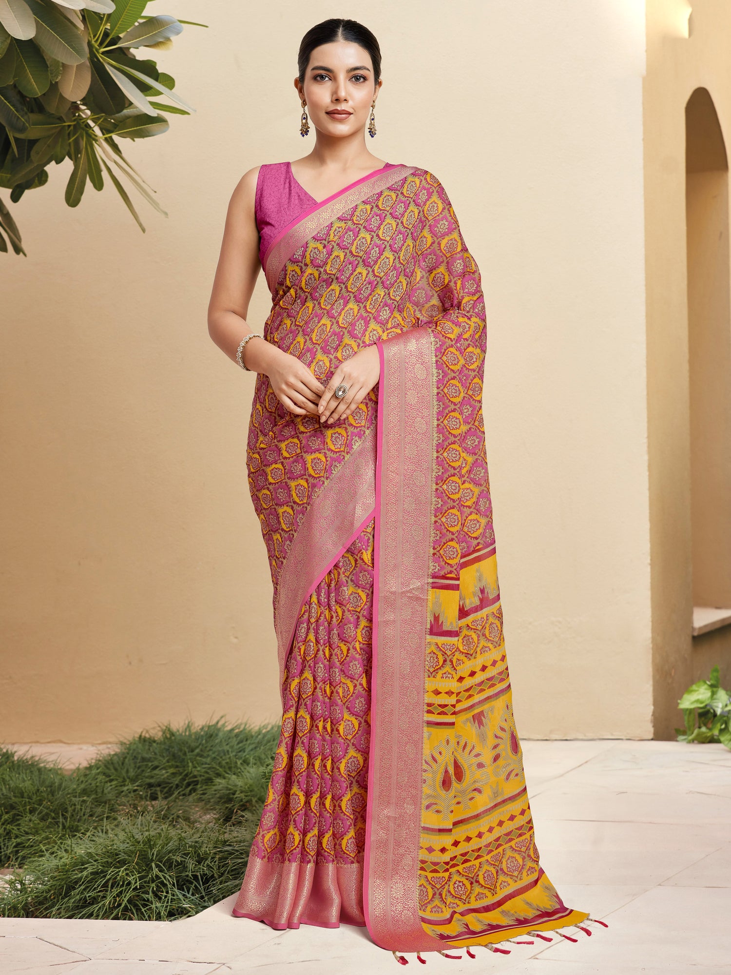 Abhisha Saree
