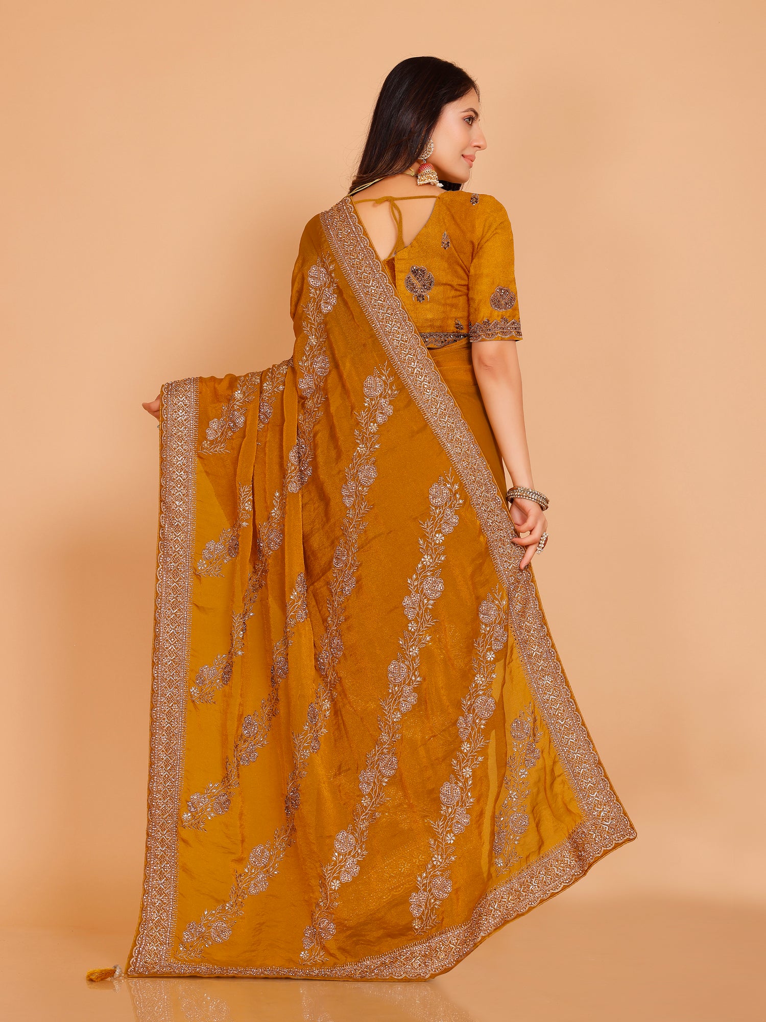 Varni Saree