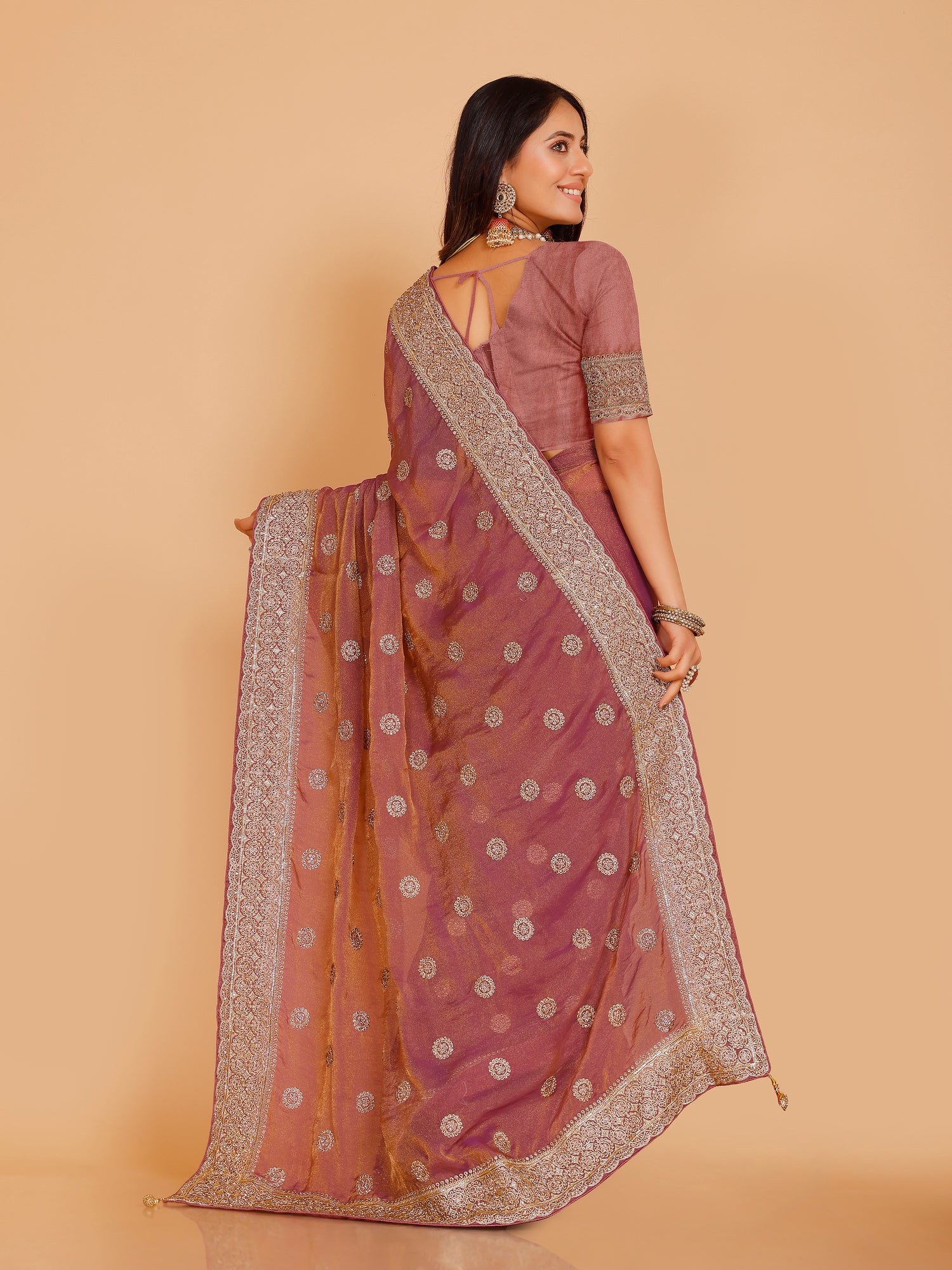 Shivali Saree