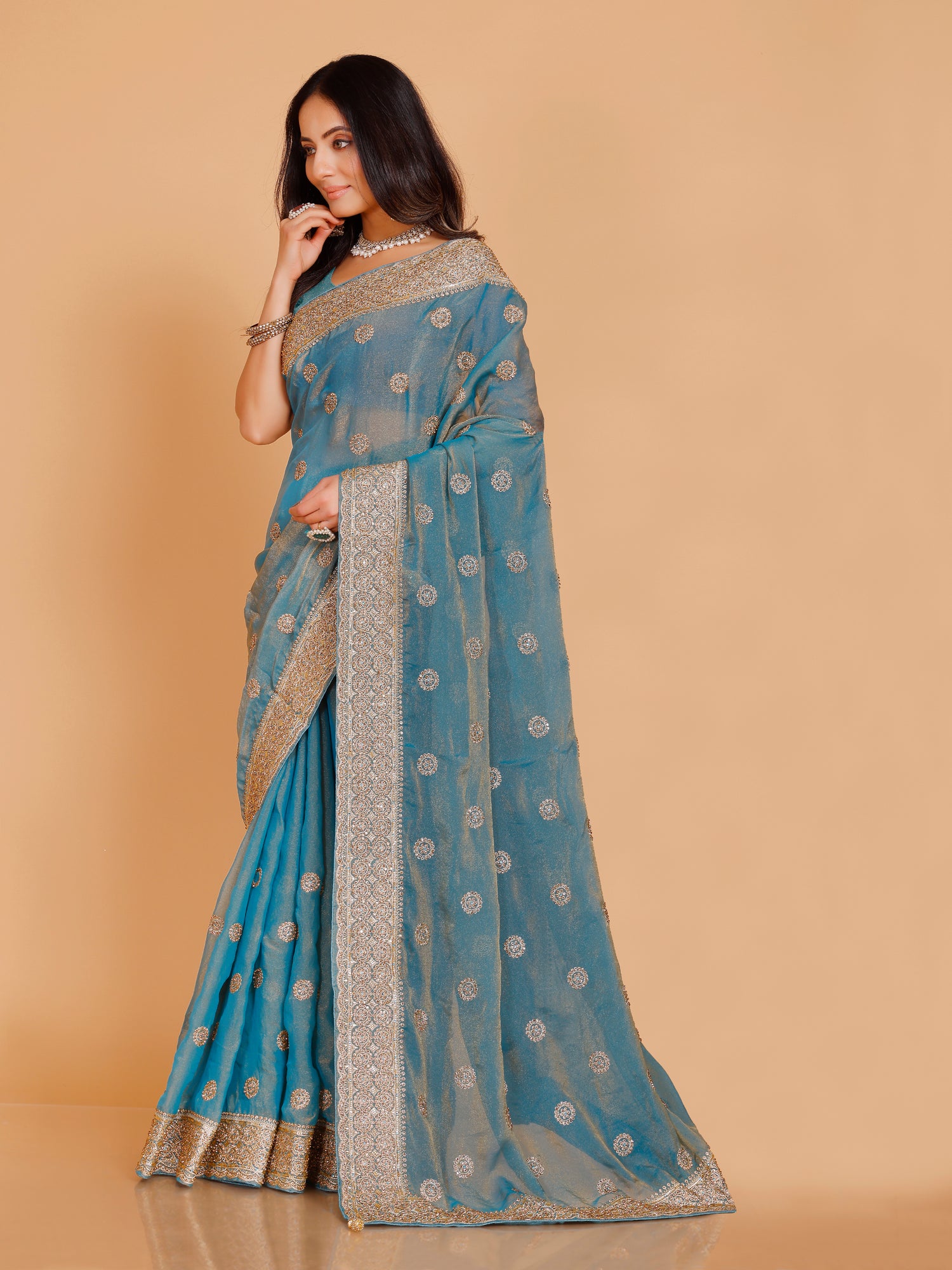 Shivali Saree