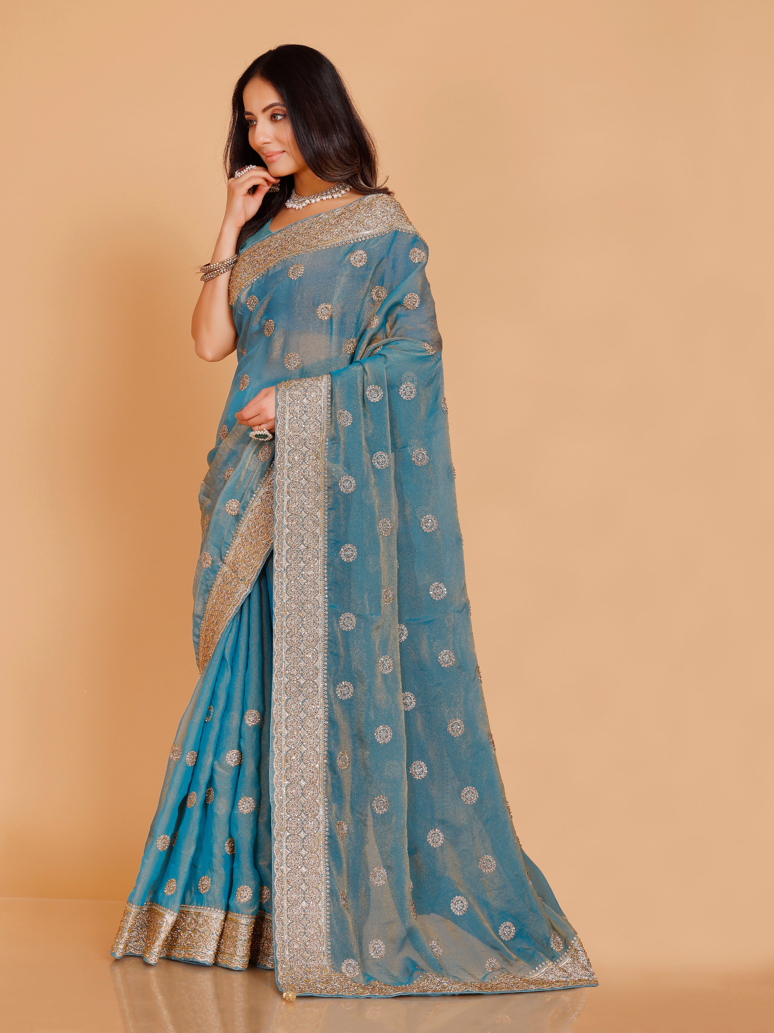 Shivali Saree
