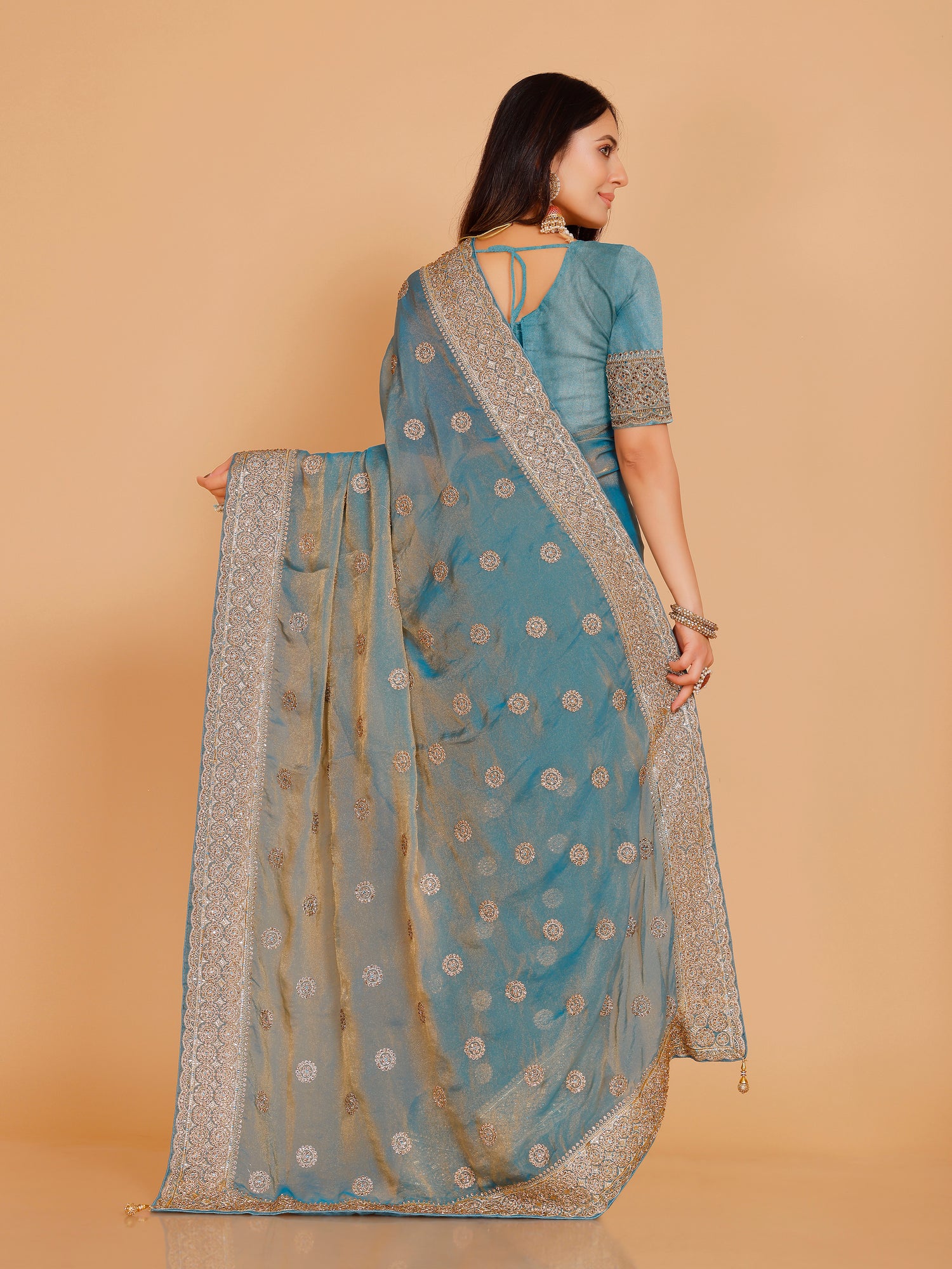 Shivali Saree