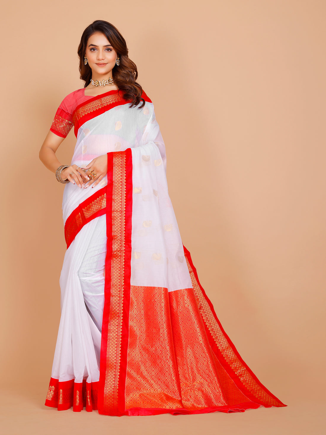 Aavika Saree