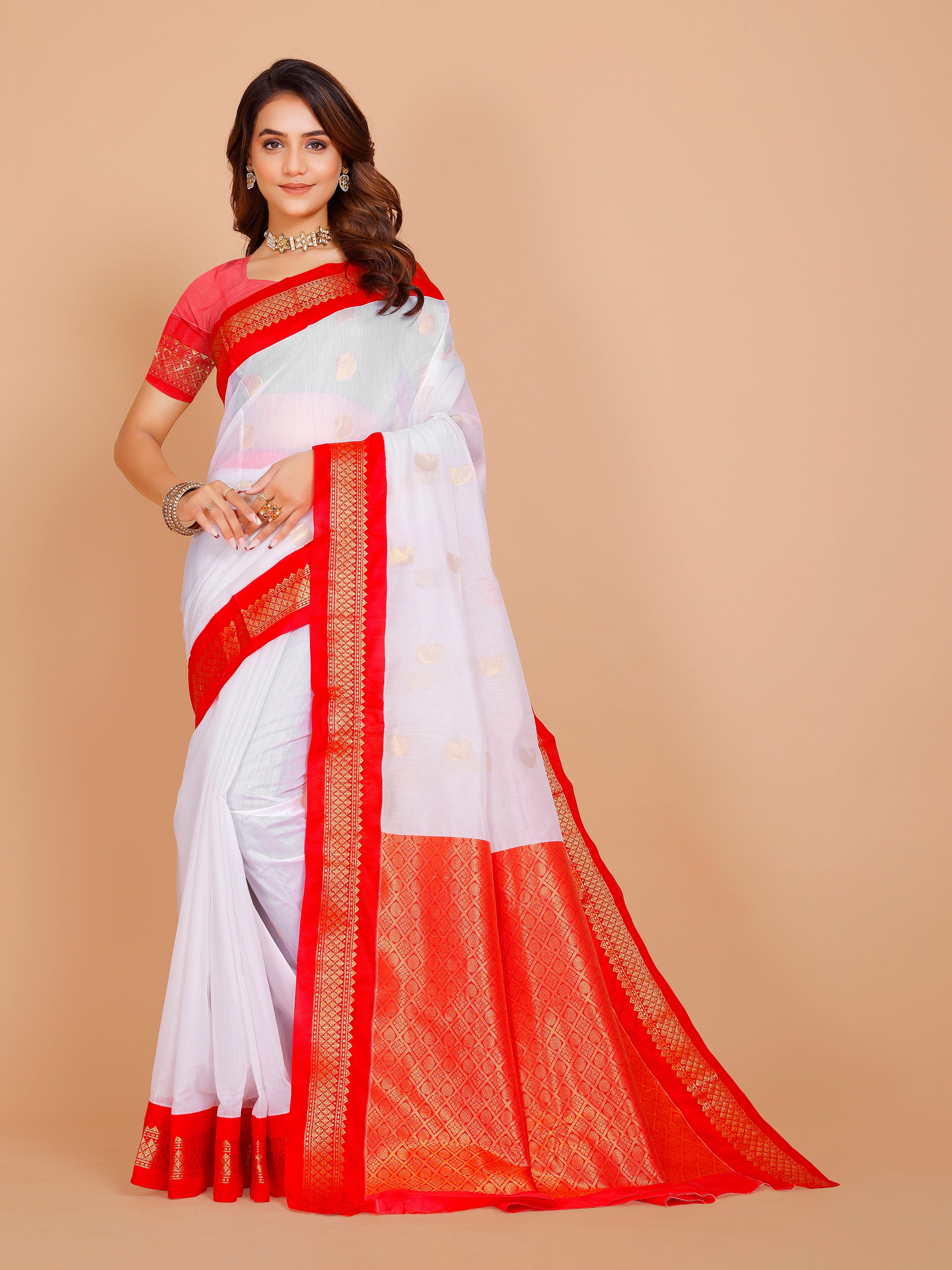 Aavika Saree