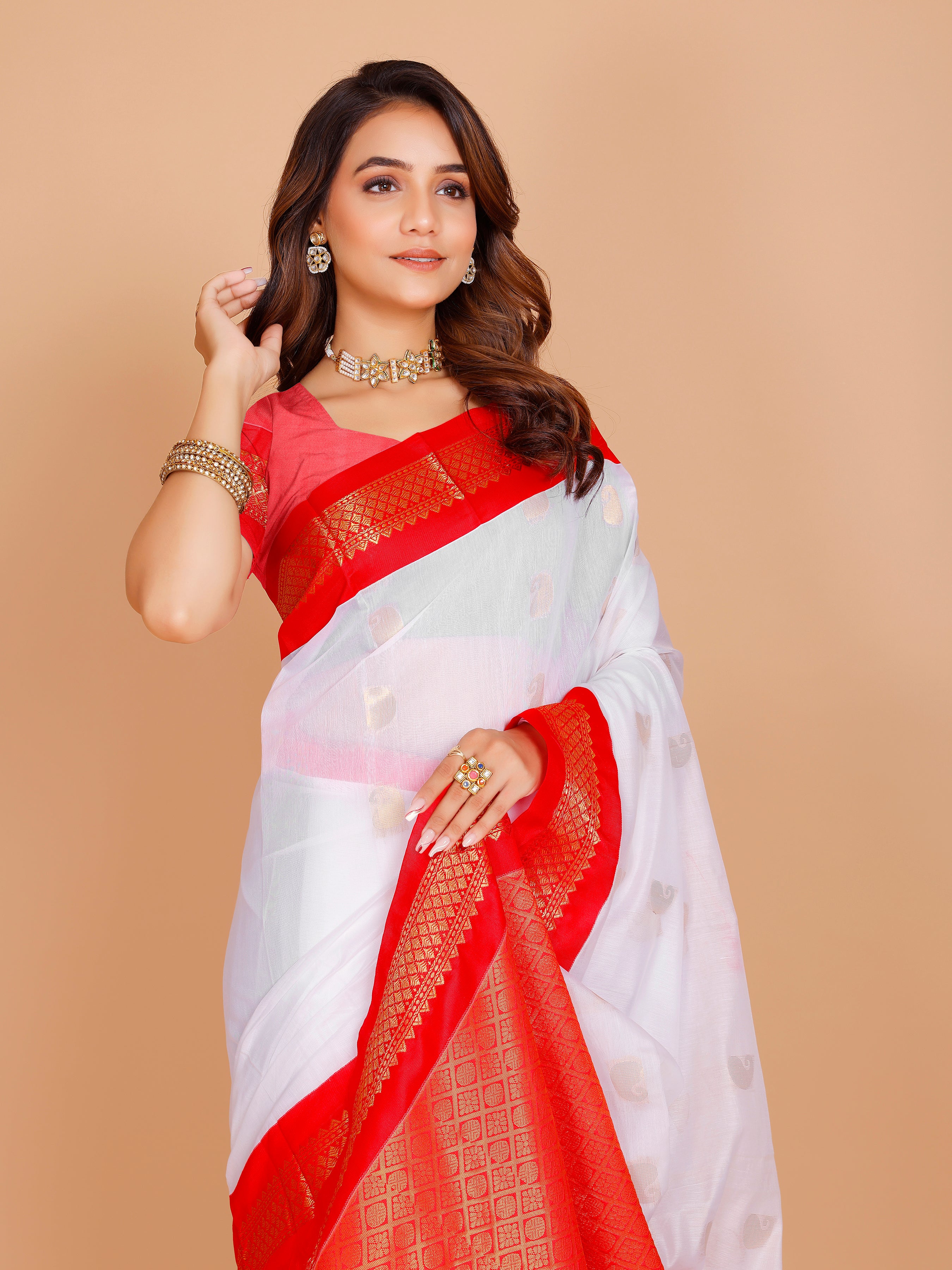 Aavika Saree