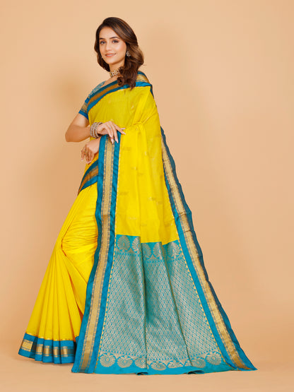 Aavika Saree