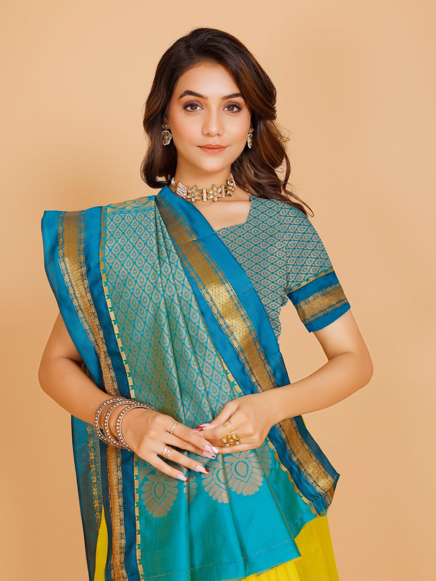 Aavika Saree