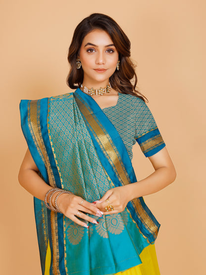Aavika Saree