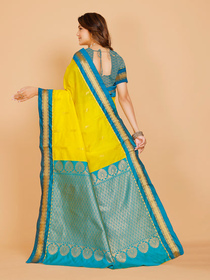 Aavika Saree