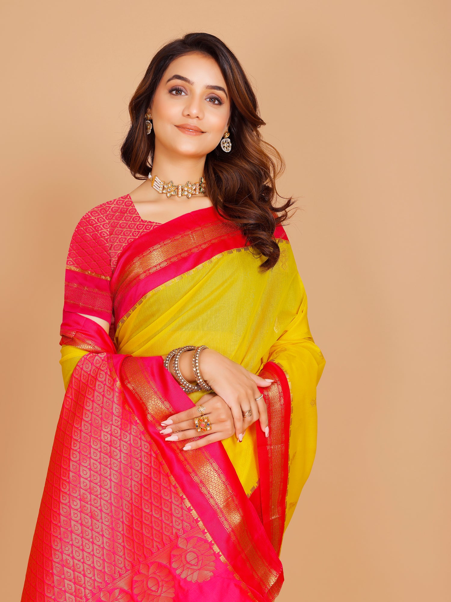 Aavika Saree