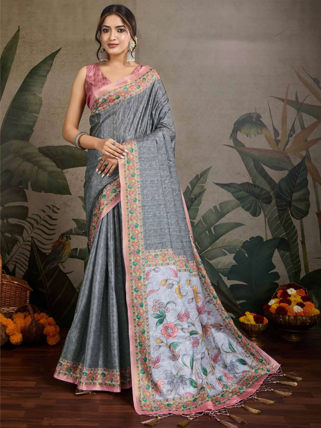 Tara Saree