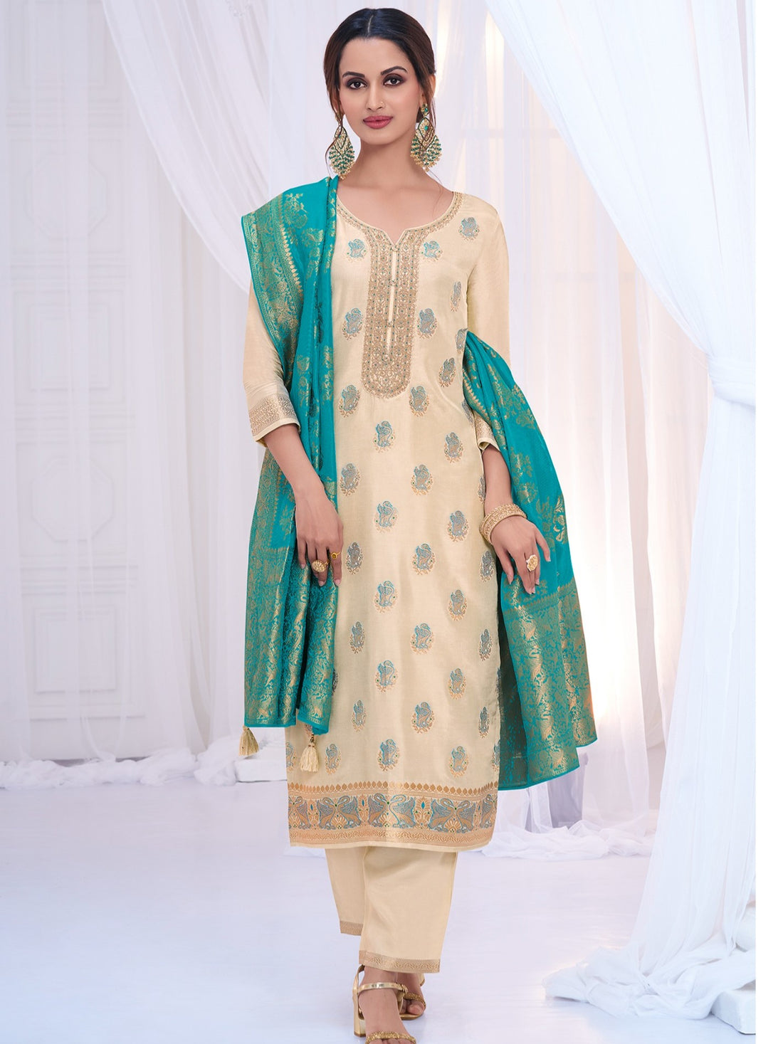 Kesar Kamiz &amp; Pant - Roop Darshan