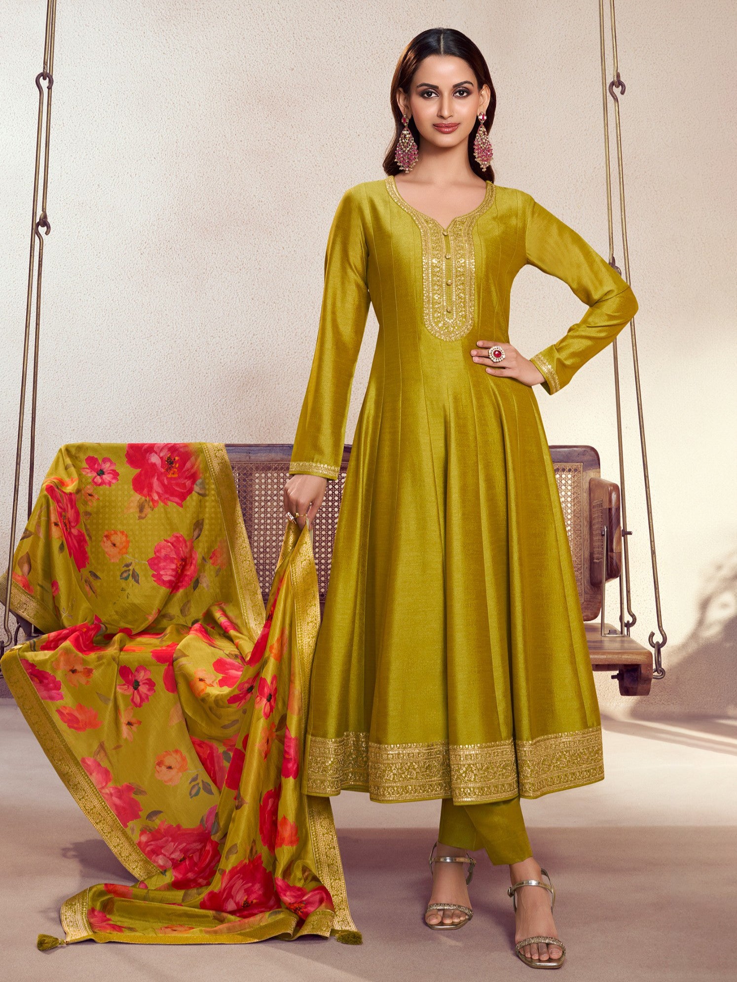 Pari Flair Kamiz &amp; Pant - Roop Darshan