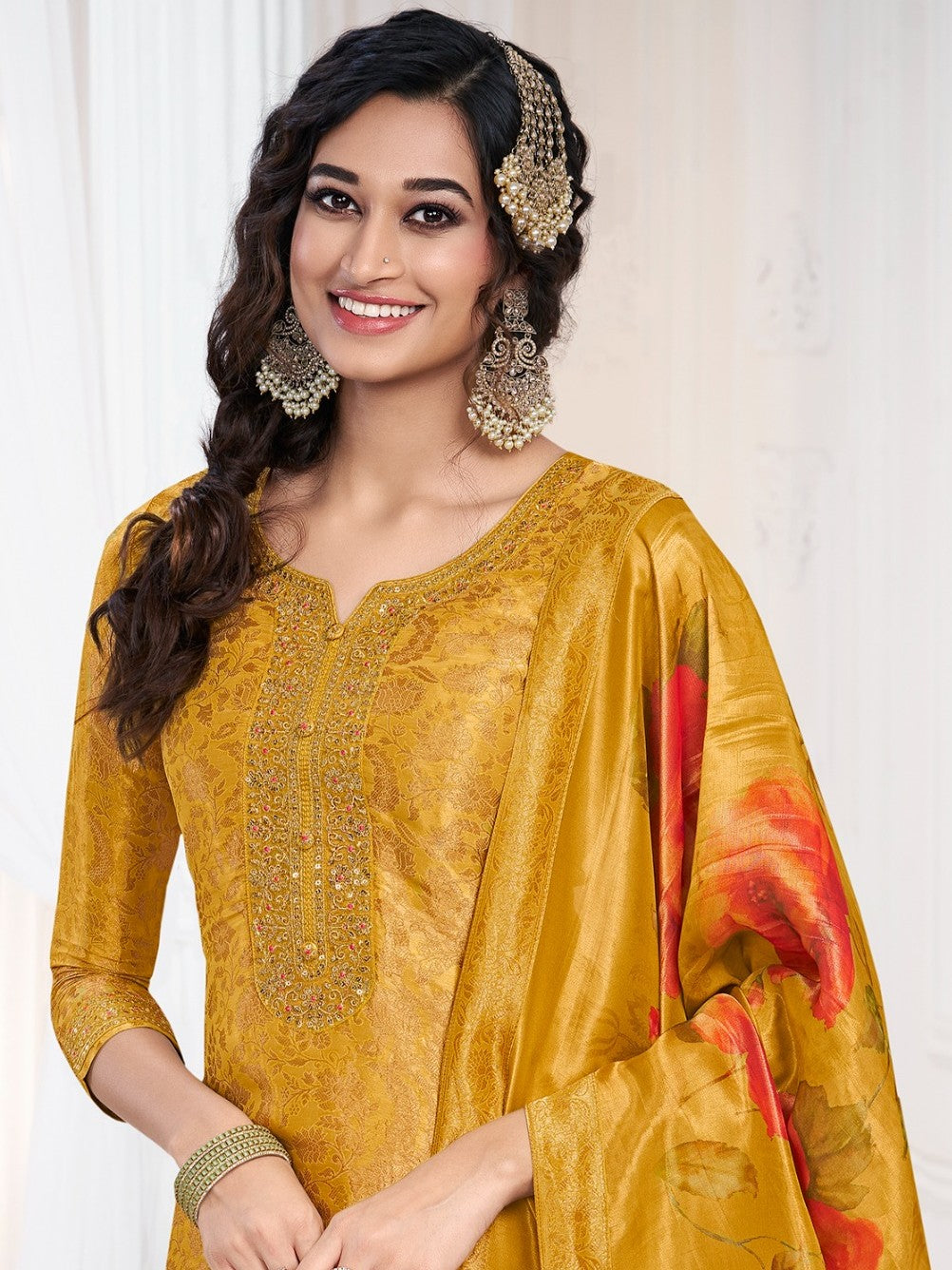 Kaveri Kamiz &amp; Pant - Roop Darshan