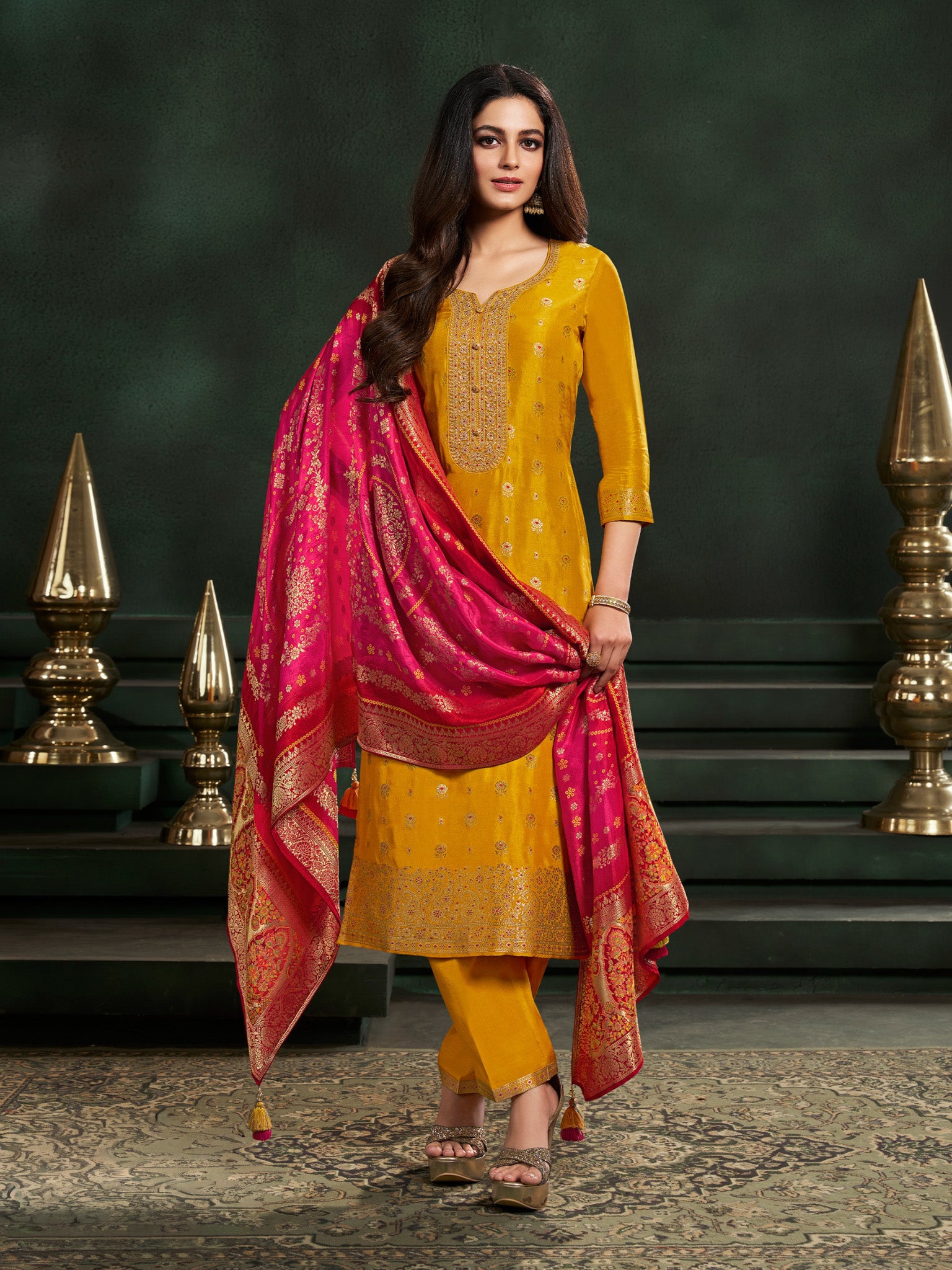 Gehna Kamiz &amp; Pant - Roop Darshan