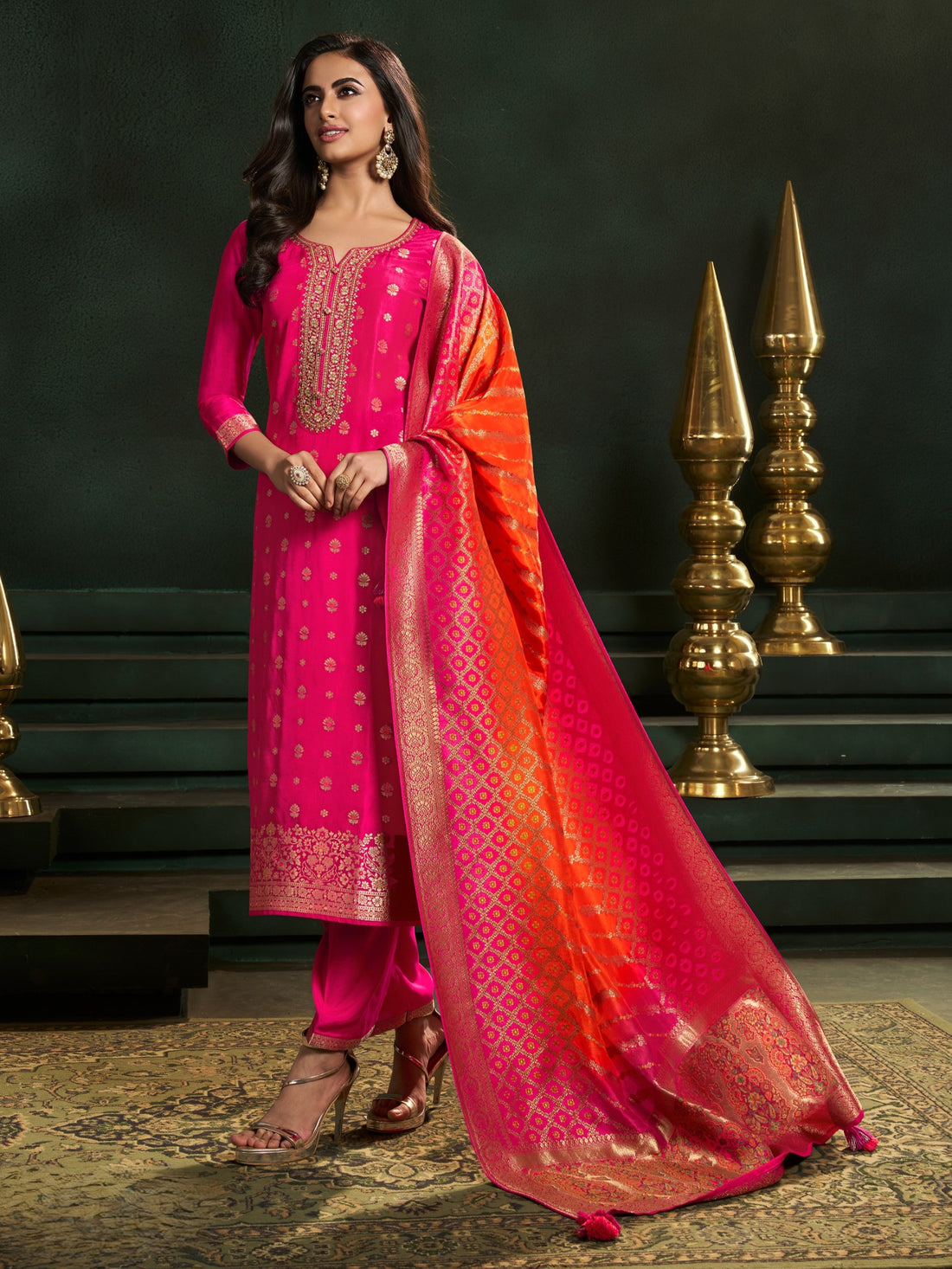 Nayna Kamiz &amp; Pant - Roop Darshan