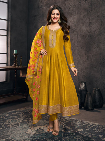 Mahi Flair Suit - Roop Darshan