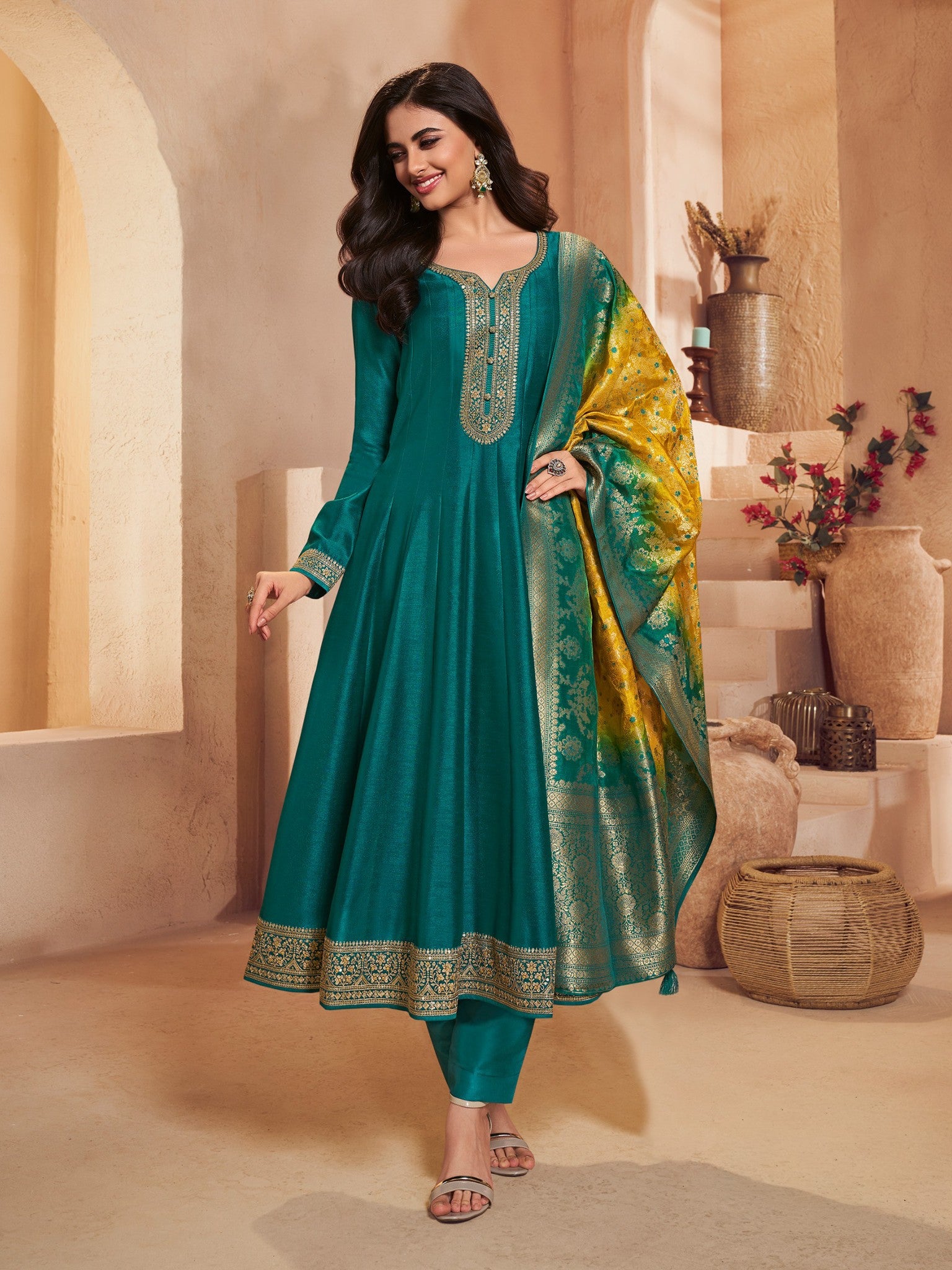 Freya Flair Suit - Roop Darshan