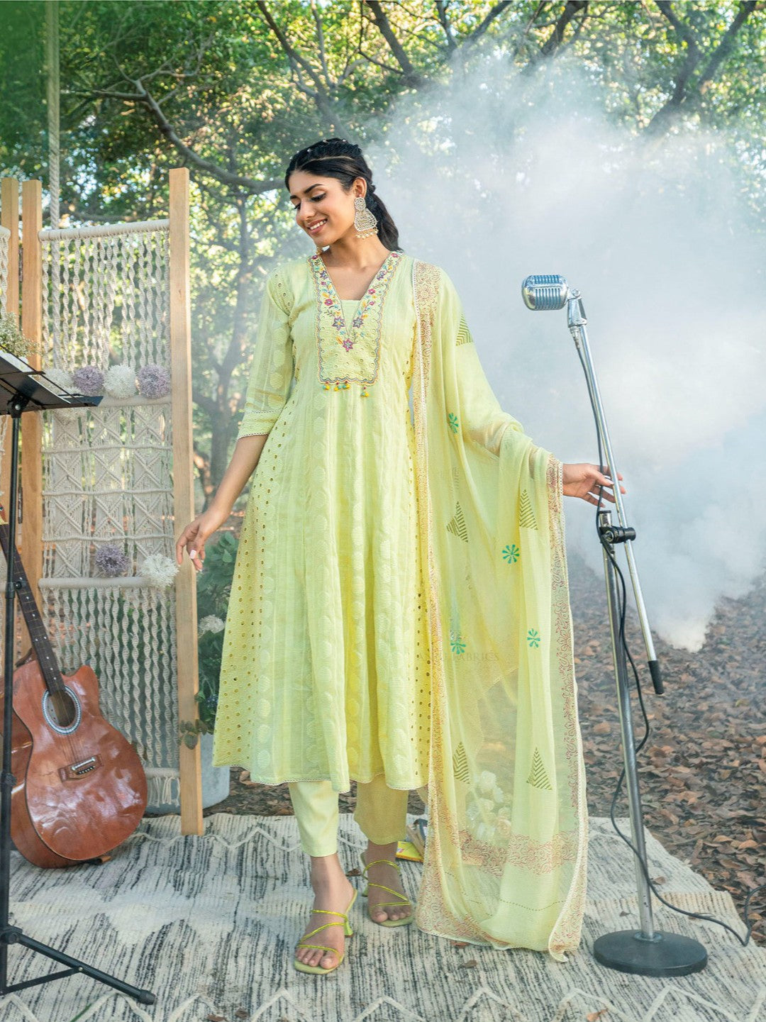 Aashvi Flair Kamiz &amp; Pant