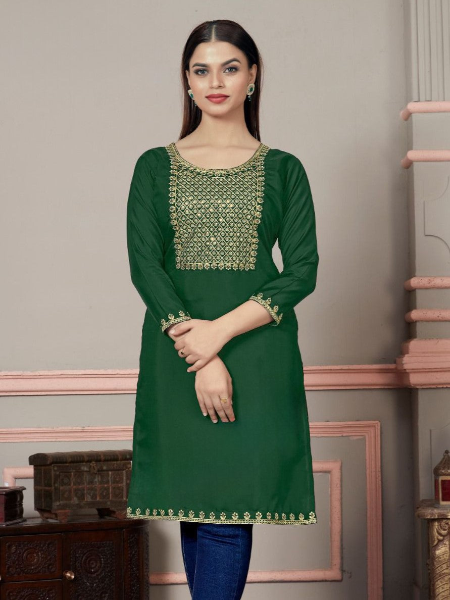 Keshvi Kurti