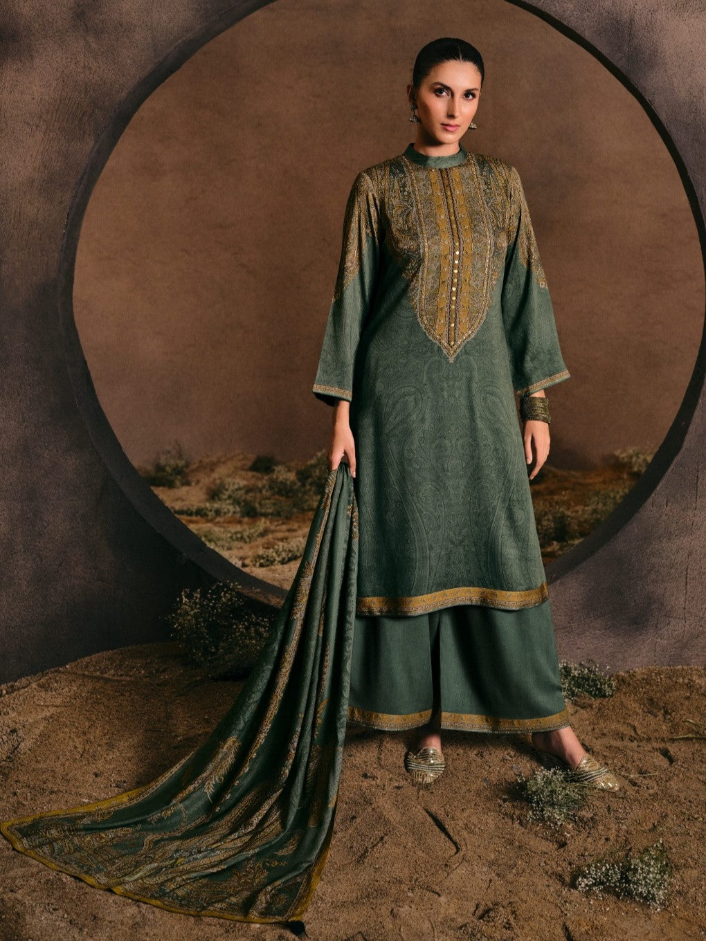 Nyasa Palazzo Suit