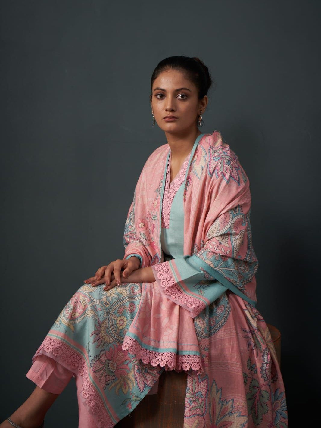 Noor Kamiz &amp; Pant