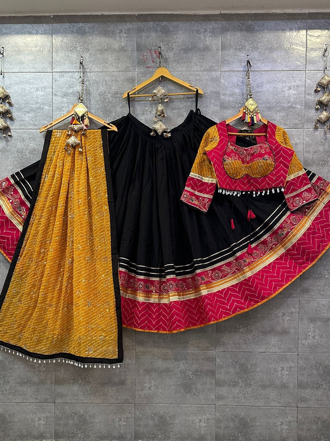 Sonali Chaniya Choli