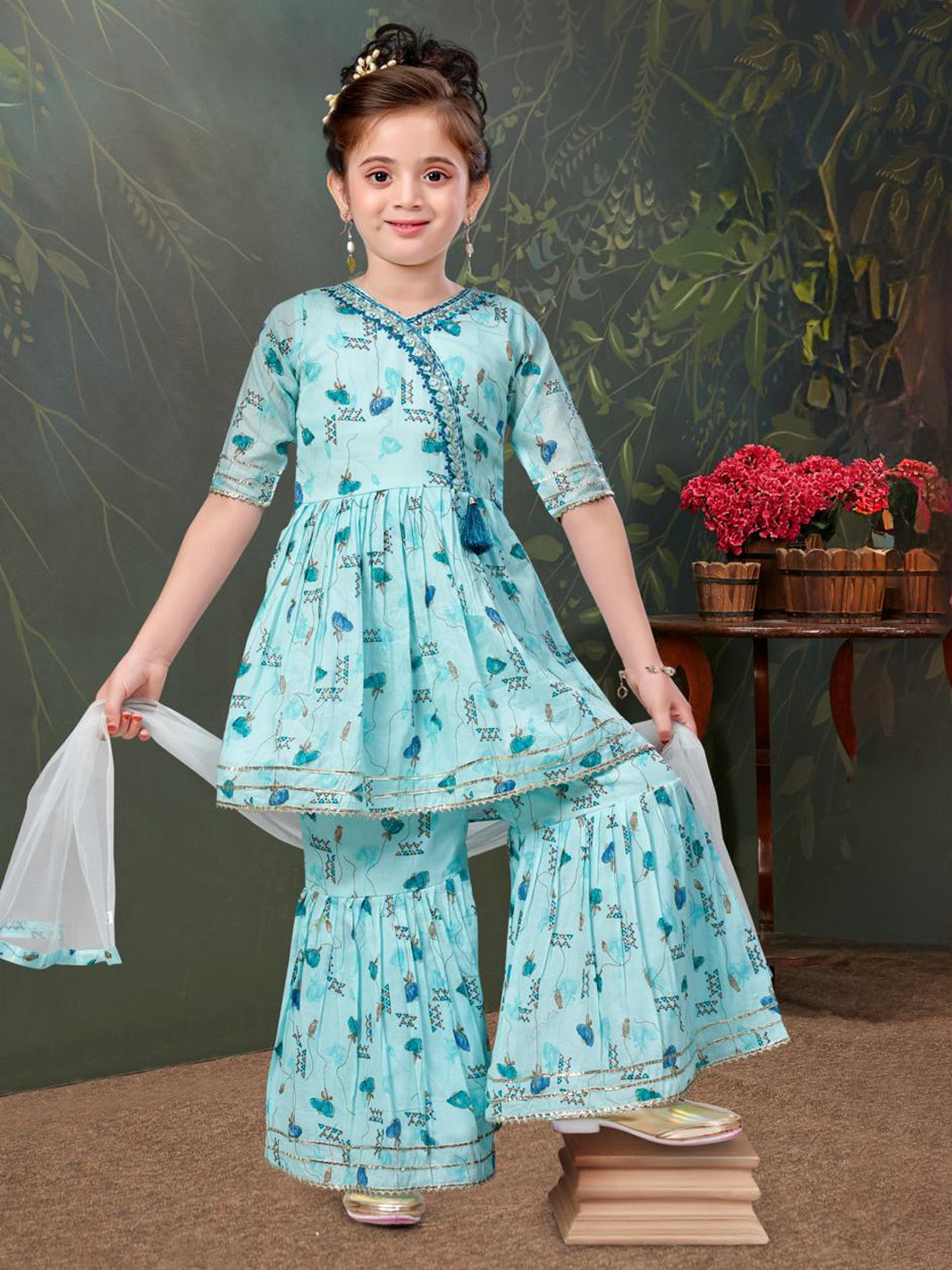 Dani Sharara Suit - Roop Darshan