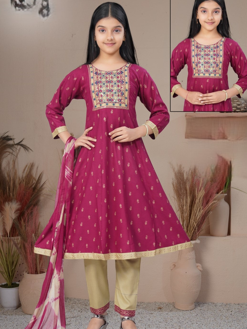 Freya Flair Suit - Roop Darshan