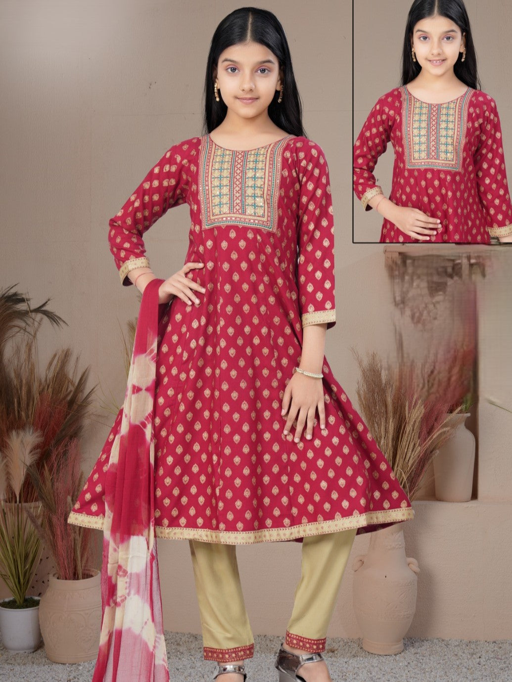 Freya Flair Suit - Roop Darshan