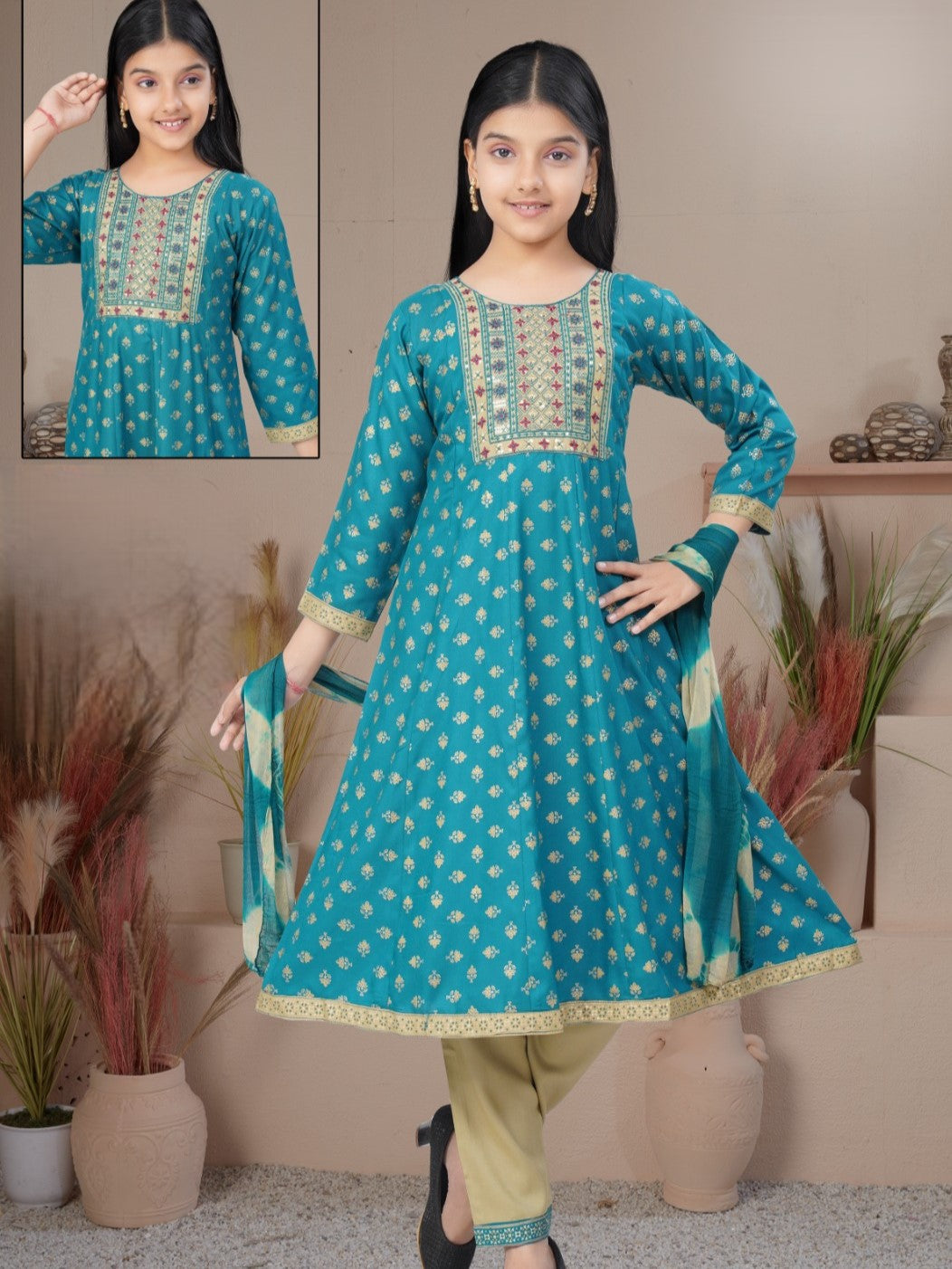 Freya Flair Suit - Roop Darshan