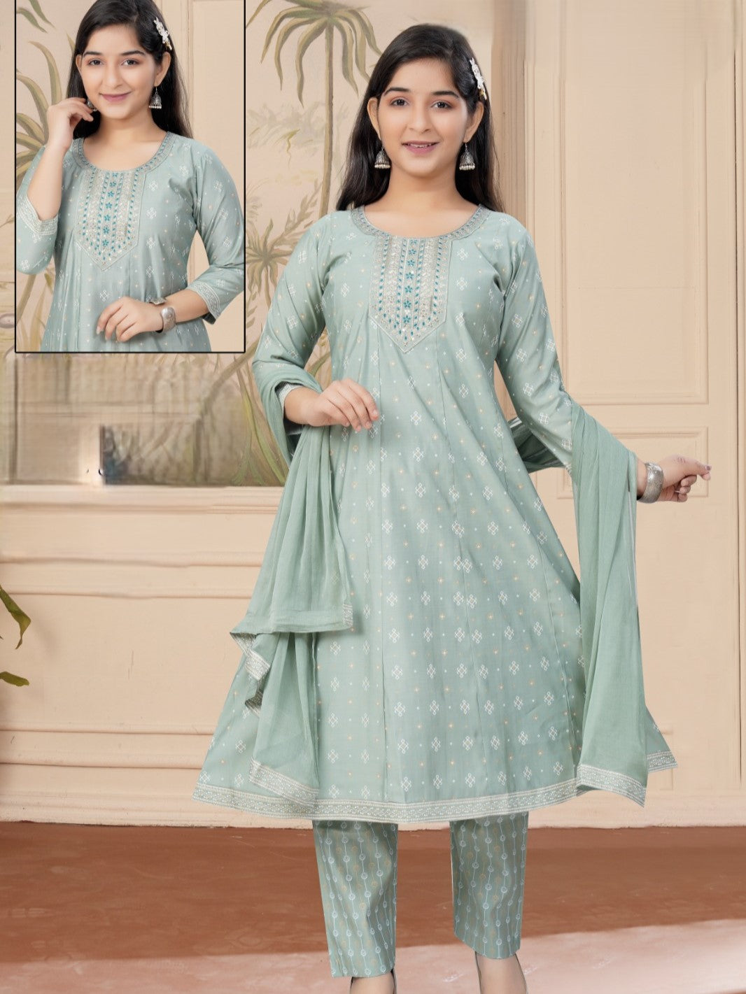 Swara Flair Suit - Roop Darshan