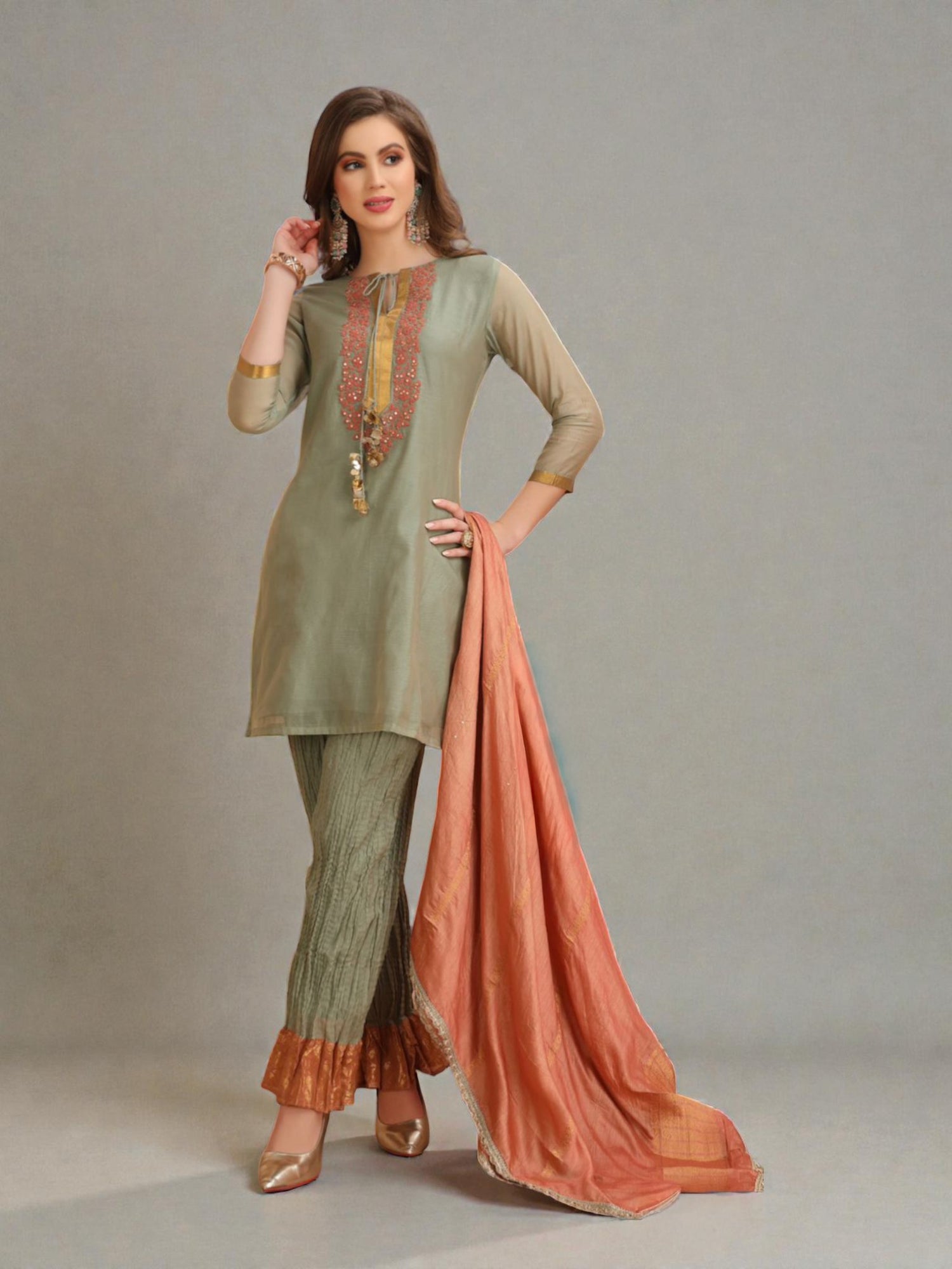 Kalki Kamiz &amp; Pant - Roop Darshan