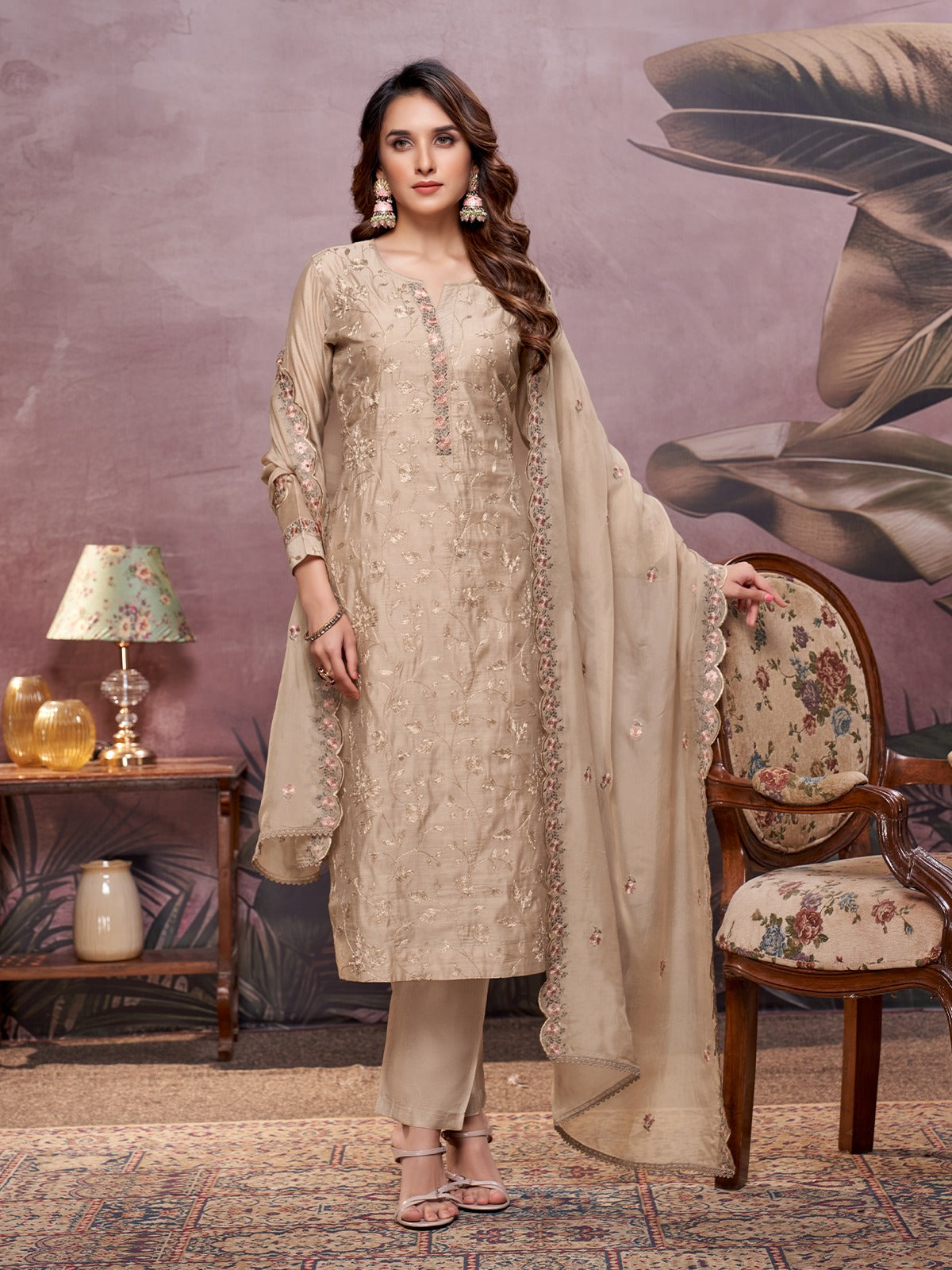 Viana Kamiz &amp; Pant - Roop Darshan