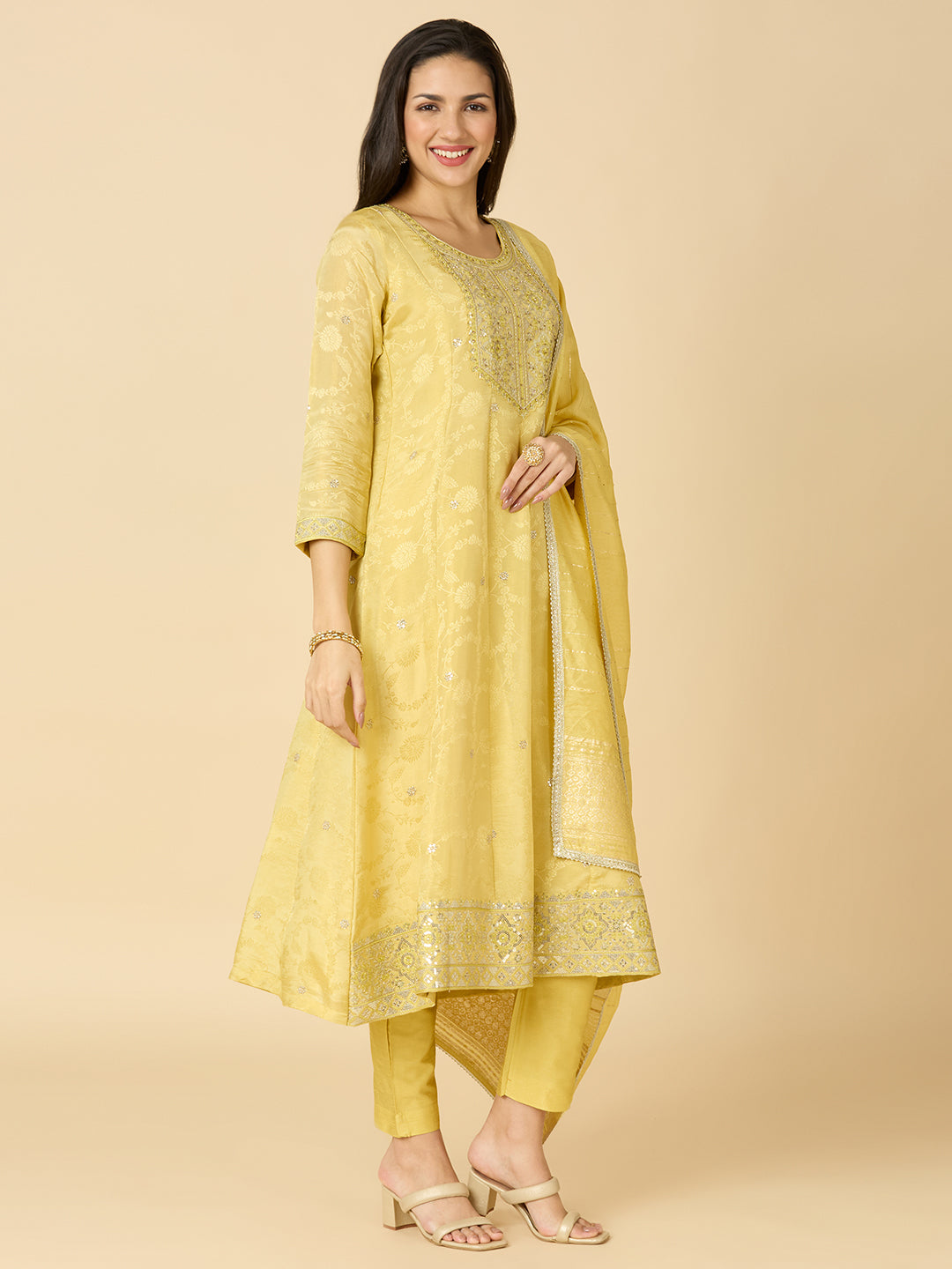 Anavi Flair Suit - Roop Darshan