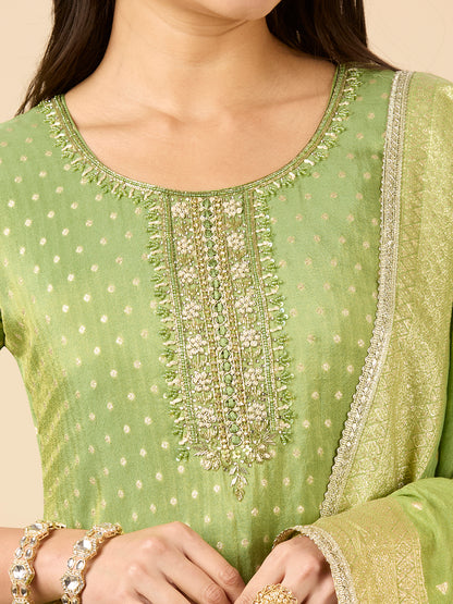 Amaira Kamiz &amp; Pant