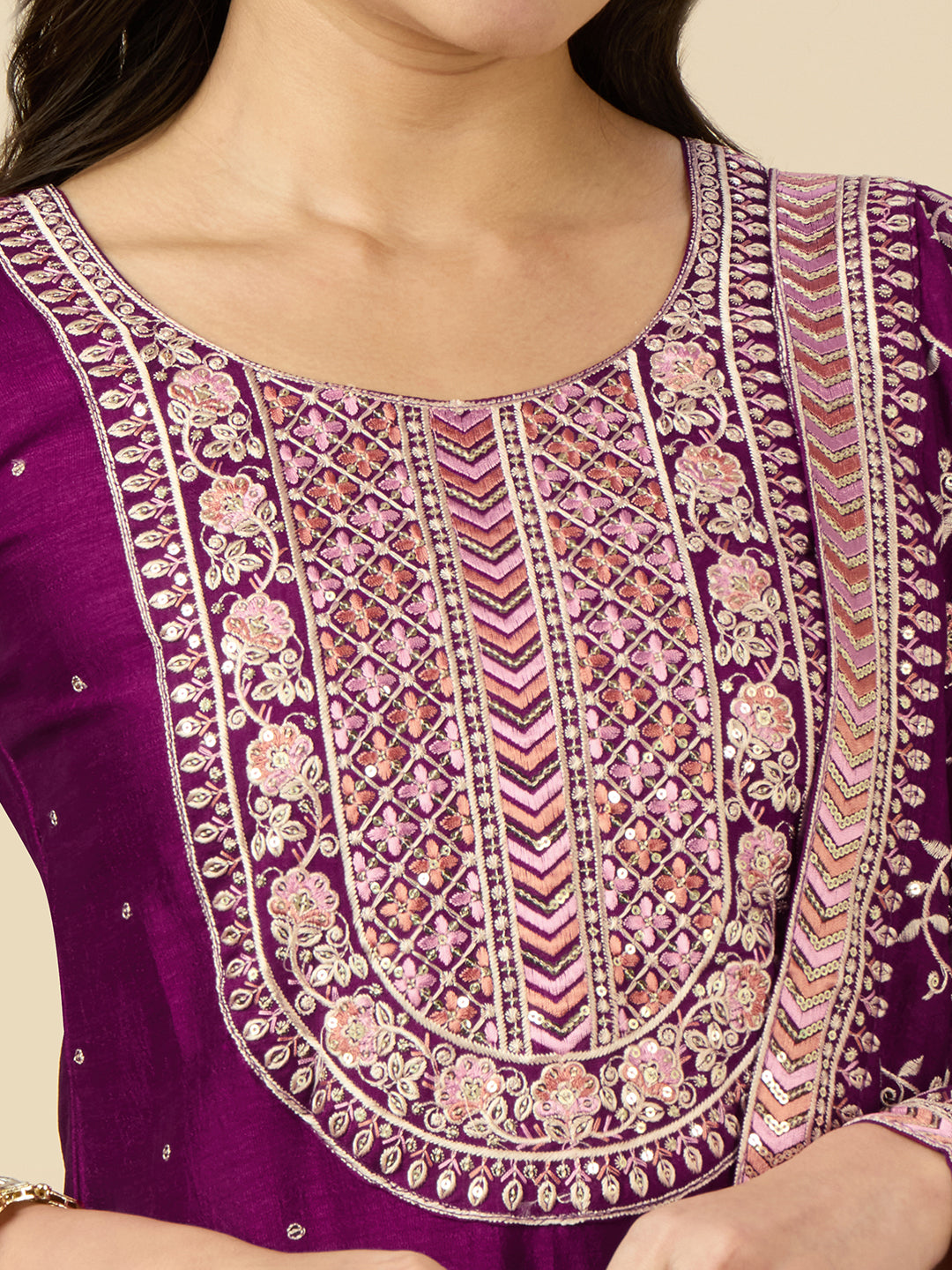 Viana Kamiz &amp; Pant - Roop Darshan