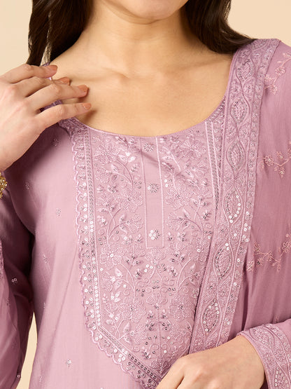 Noor Kamiz &amp; Pant