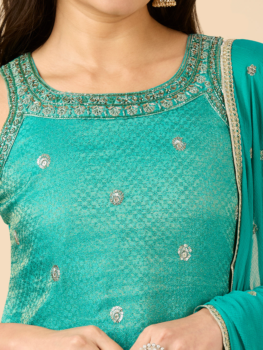 Tanya Kamiz &amp; Pant - Roop Darshan