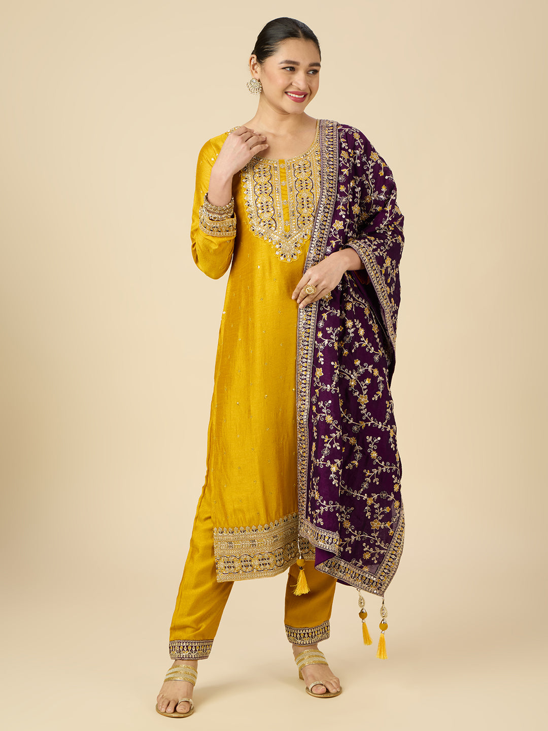 Nancy Kamiz &amp; Pant - Roop Darshan